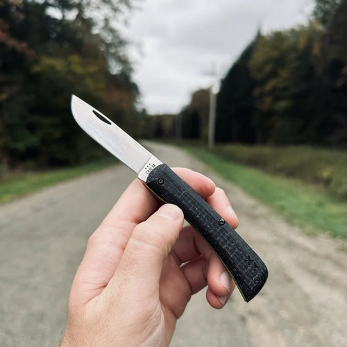 Case Crossroads™ XR Sod Buster® Jr – Black Laminate Burlap &amp; Dayglow G-10 – S35VN Steel – Made in USA